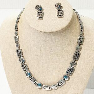 Set Bijoux Terner Silver Tone Hammered Greek Key Graduated Necklace & Earring